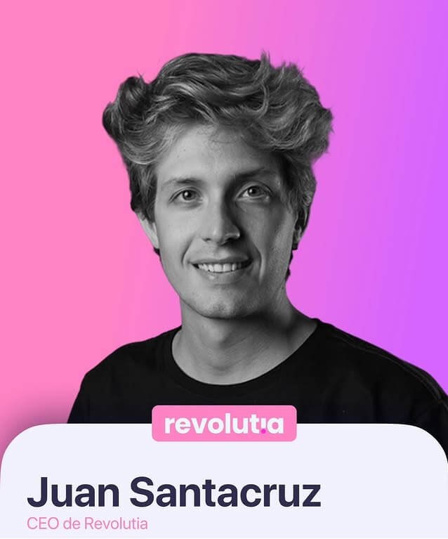 Equipo formador de Revolutia IA PRO y responsables del programa de inteligencia artificial Juan Santacruz CEO Revolutia